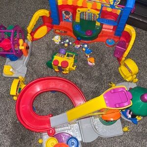Fisher-Price Little People circus set